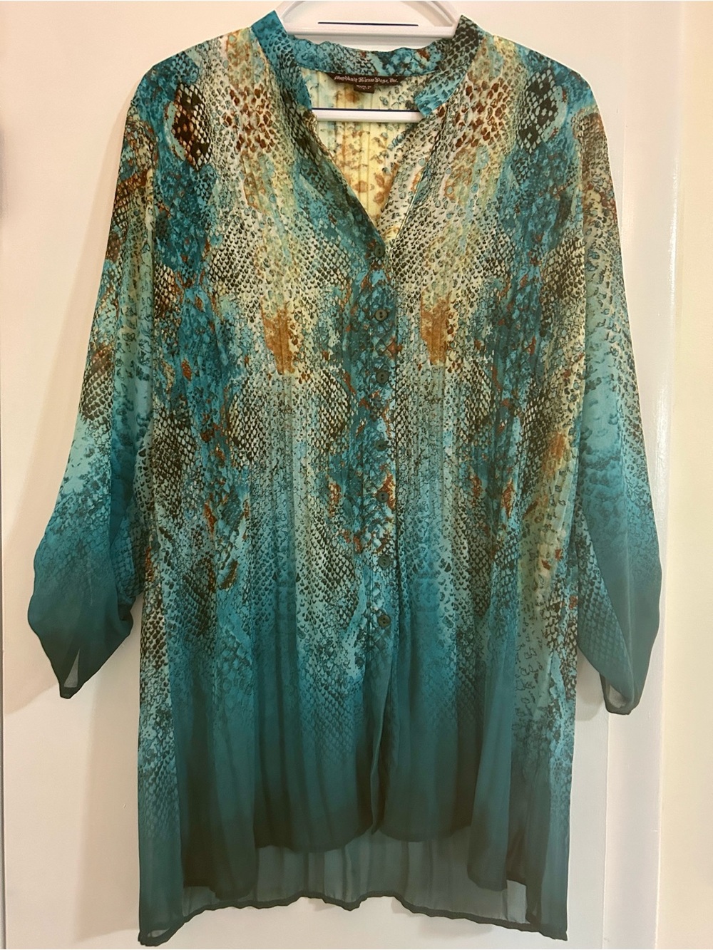 Mushka by Sienna Rose Snakeskin Roll Tab Pleated Blouse Blue Teal Tan L
